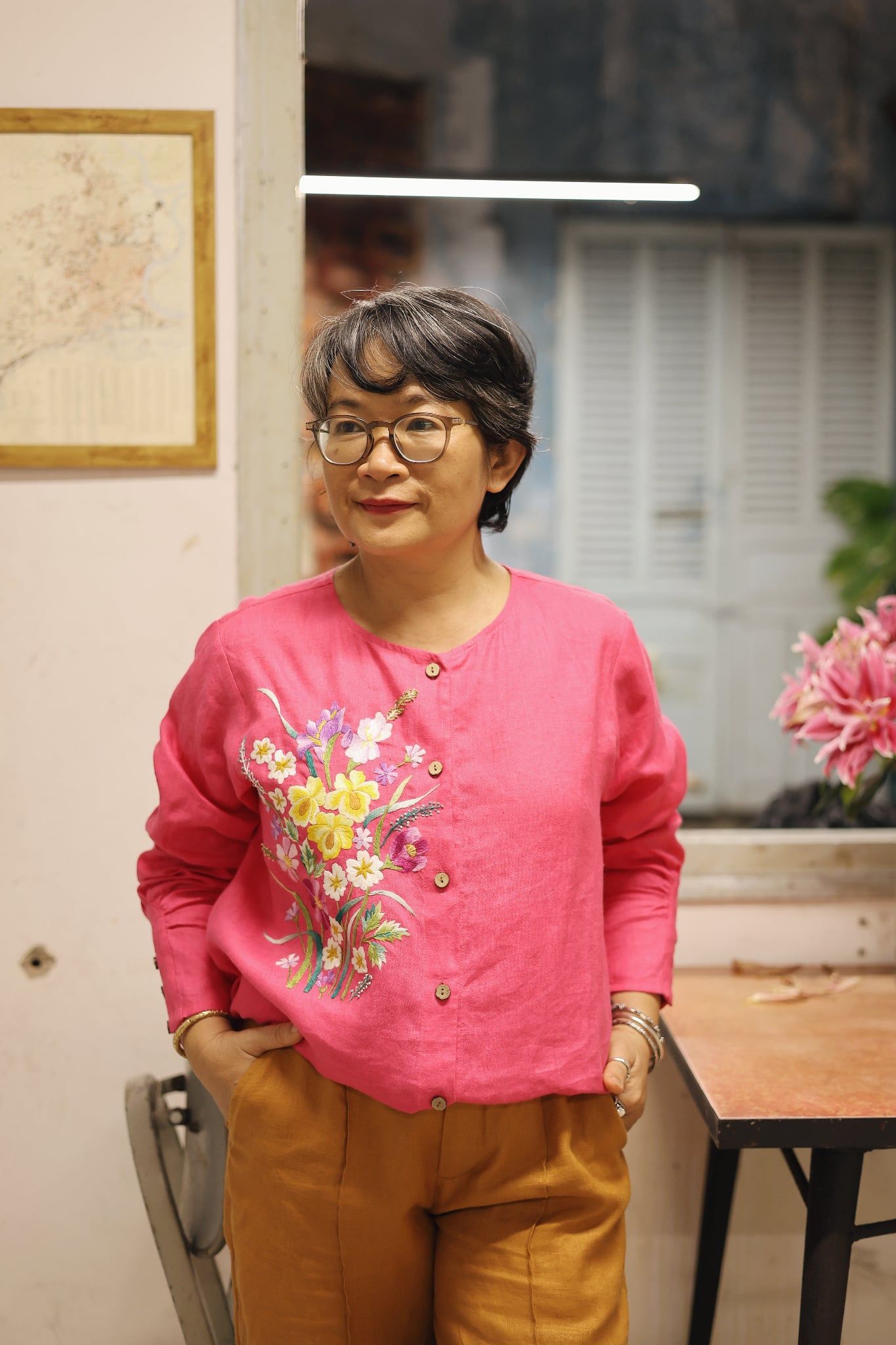  Áo linen thêu tay Alice Posy - tay nhúng Hồng sen 