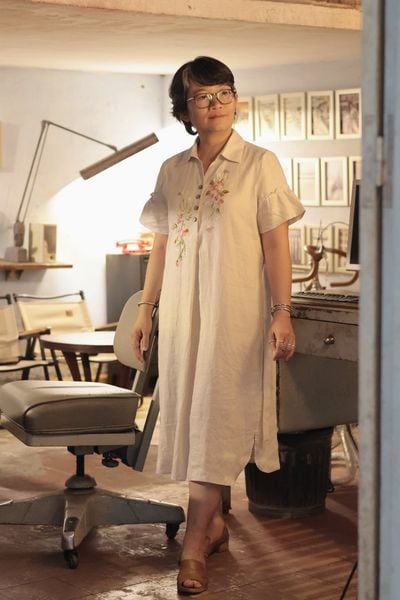  Đầm chemise linen thêu tay pansee - tay bèo Kem 