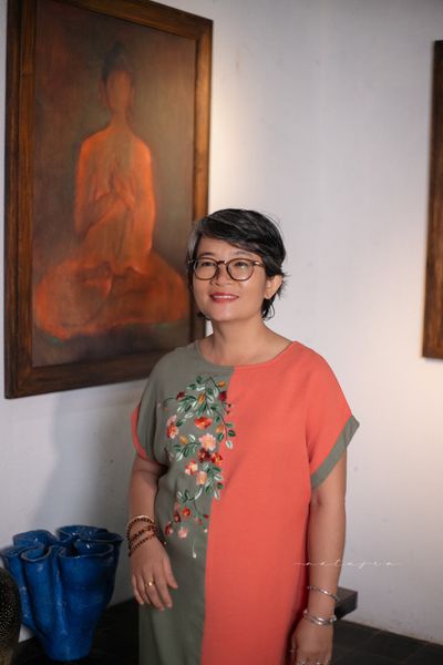  Đầm Tahera C Cam Rêu thêu Đăng Tiêu 