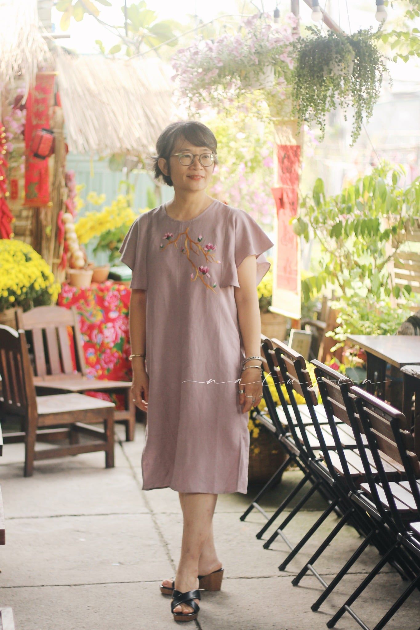  Đầm cánh tiên cacao thêu Mộc Lan 