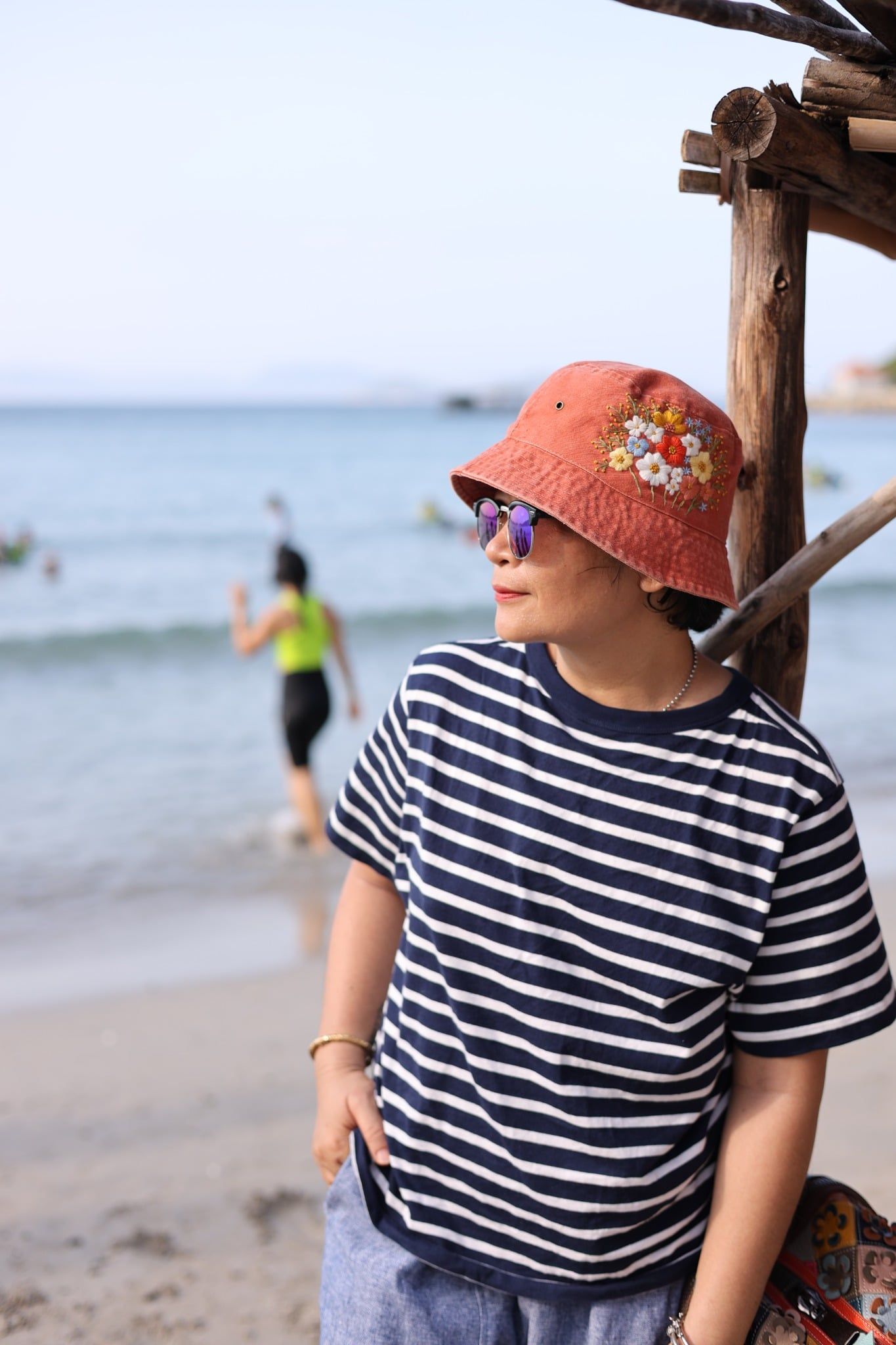  Nón bucket thêu tay đủ màu 