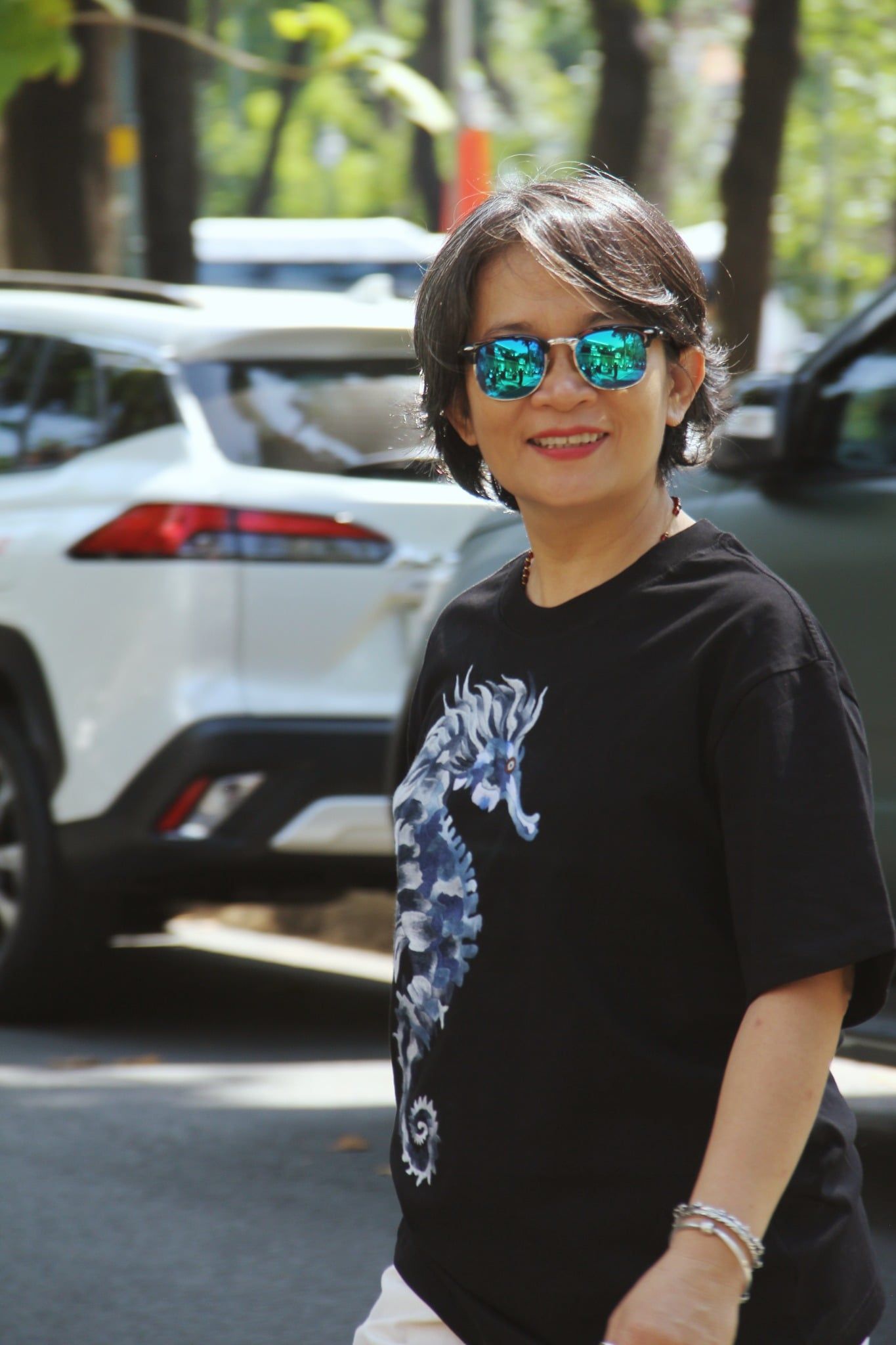  Áo thun Đen thêu tay Hải Vương 