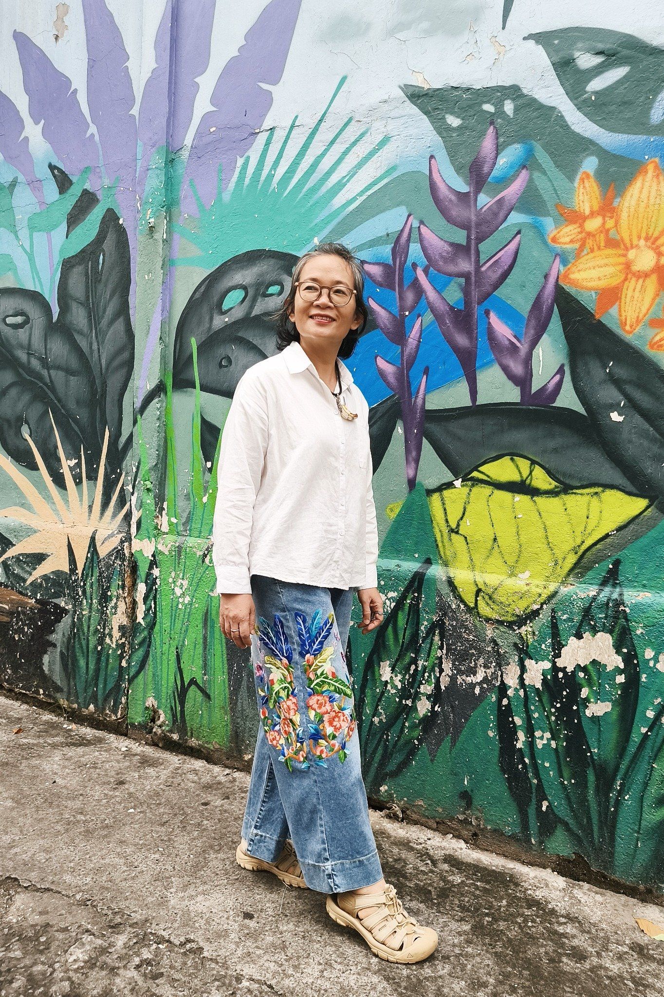  Quần jeans thêu tay Thu Bình Đông Hồ 