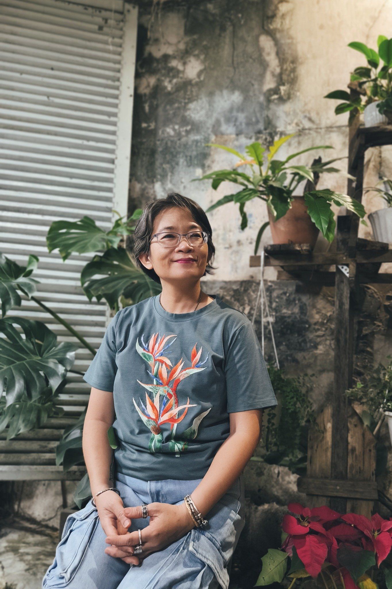  Áo thun Xám thêu tay Hoa Thiên Điểu 