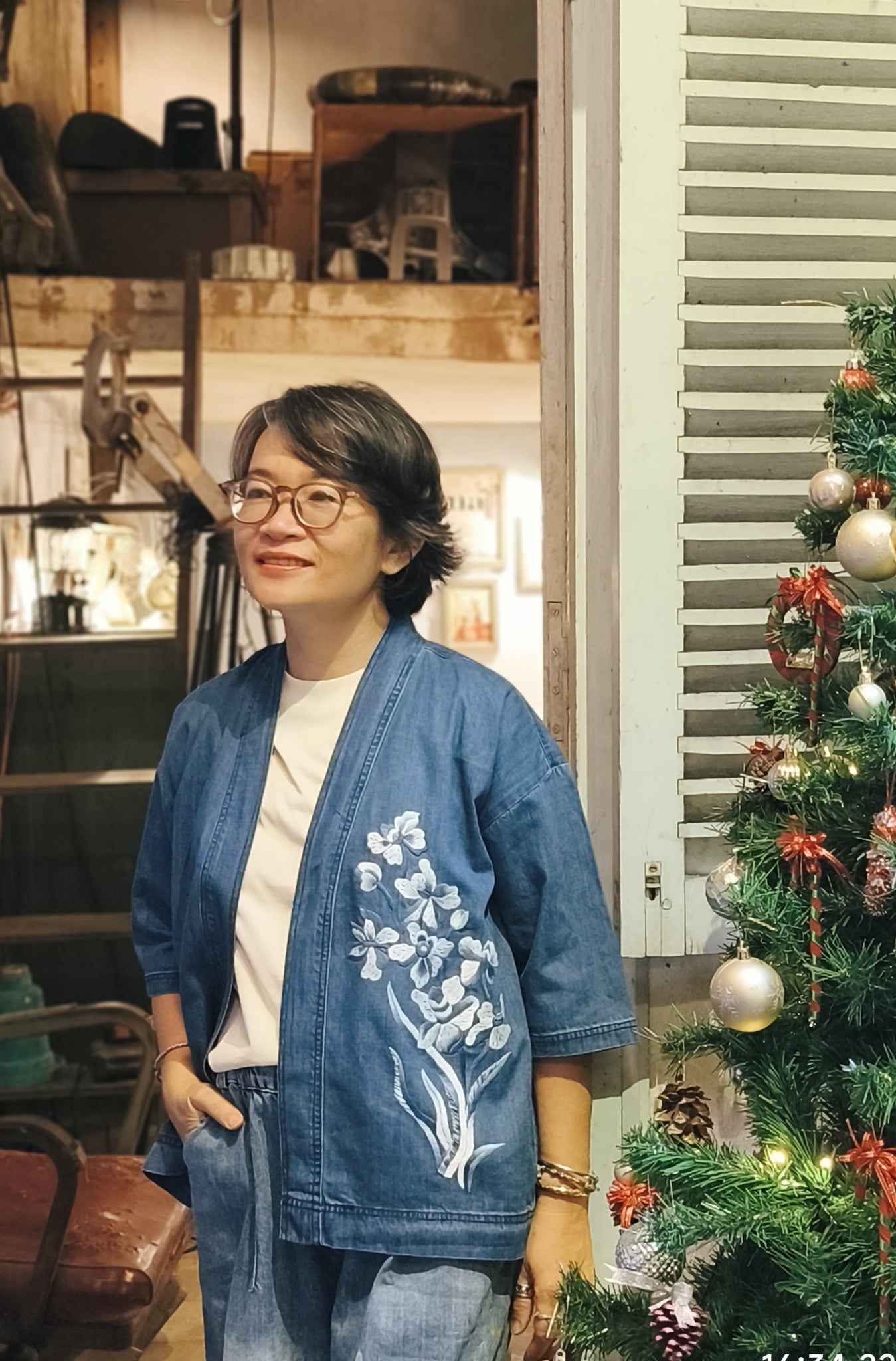  Áo khoác kimono denim thêu tay Lan Bướm 