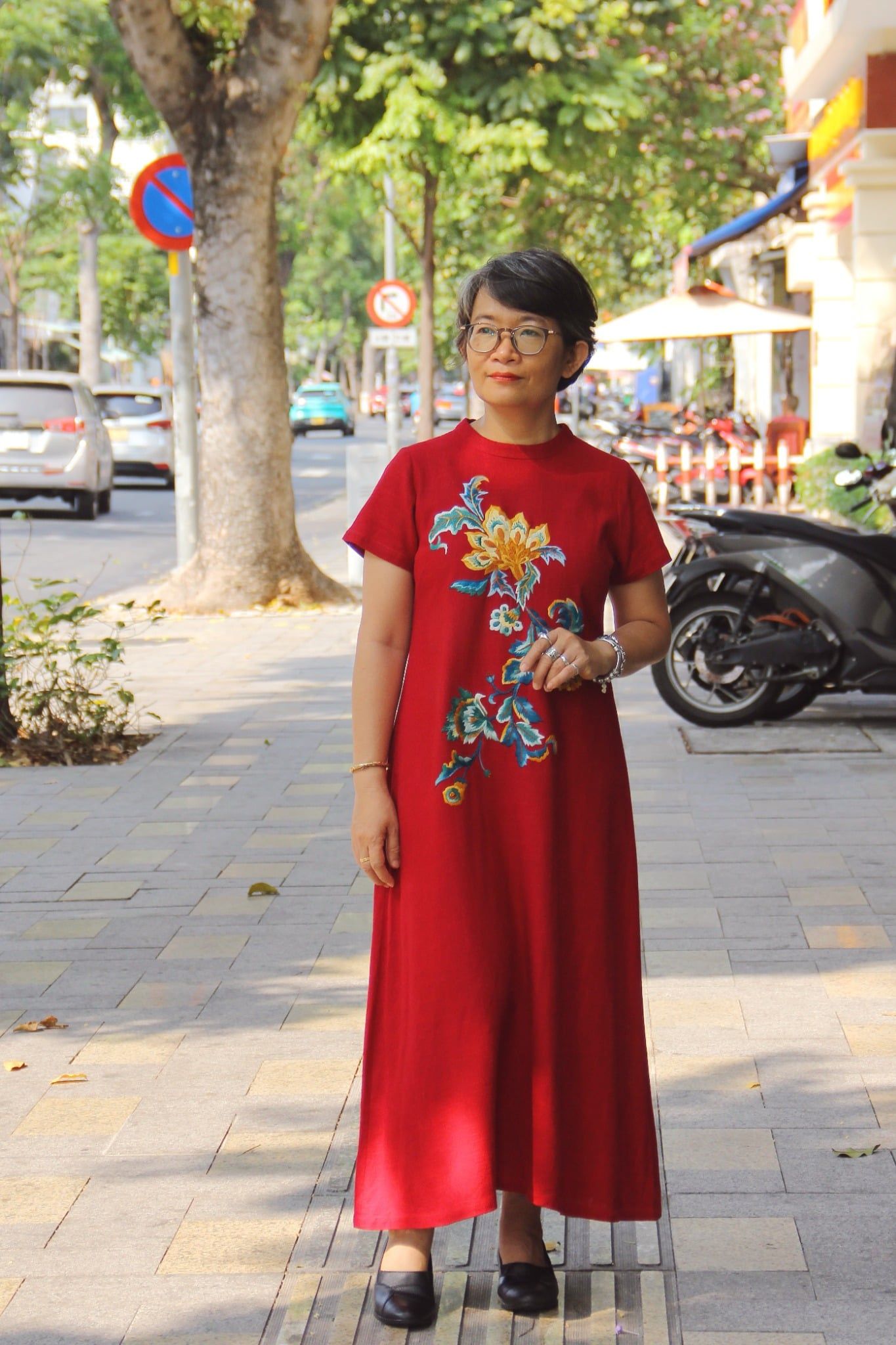  Đầm Selena Đỏ thêu tay Heart Jacobean 3 