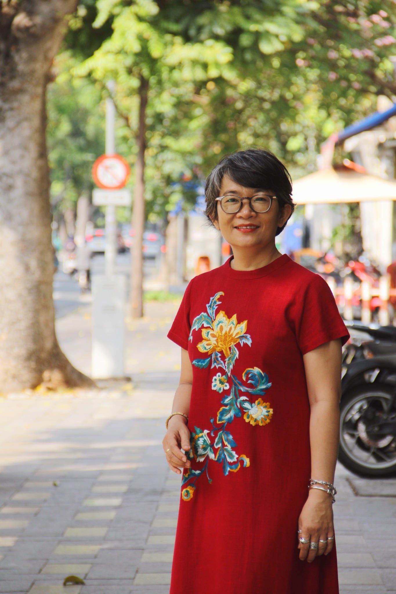  Đầm Selena Đỏ thêu tay Heart Jacobean 3 