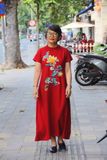  Đầm Selena Đỏ thêu tay Heart Jacobean 3 