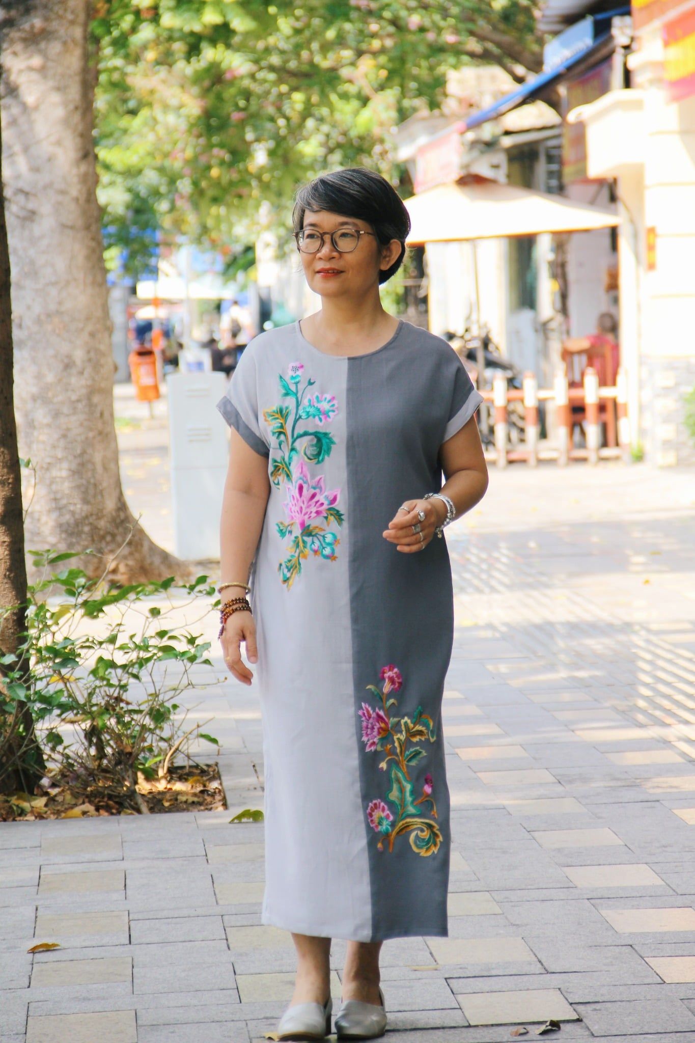  Đầm Tahera Xám Xám thêu tay Heart Jacobean 