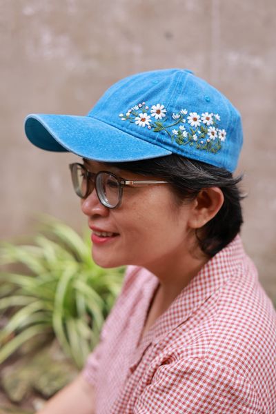  Nón lưỡi trai thêu tay đủ màu 
