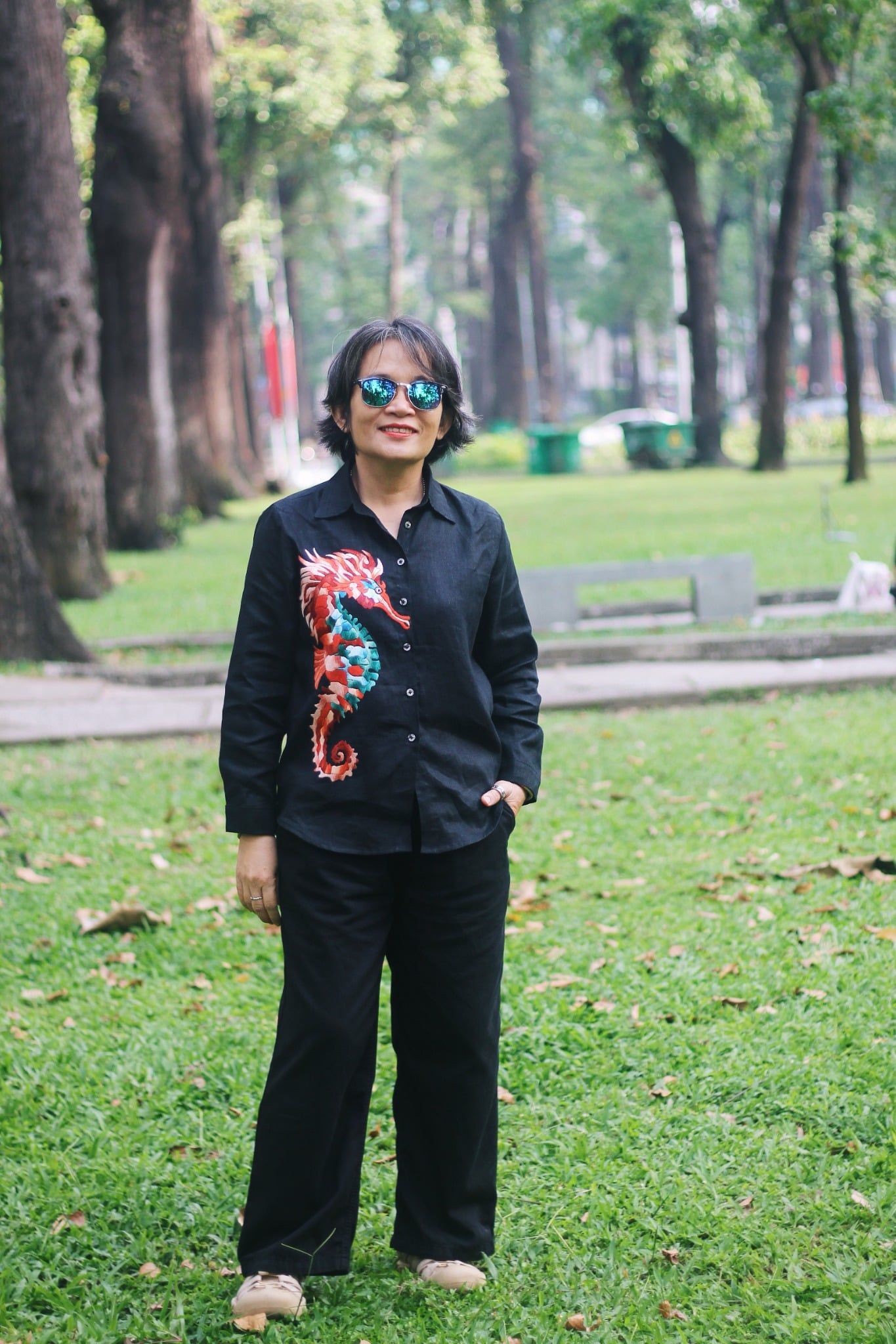  Áo chemise Đen thêu tay Hải Vương 