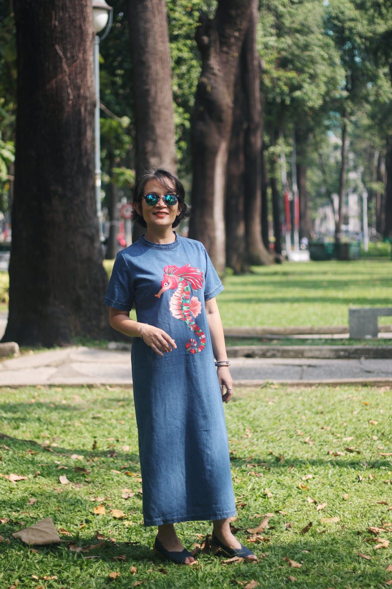  Đầm Mabelle denim thêu tay Hải Hậu 