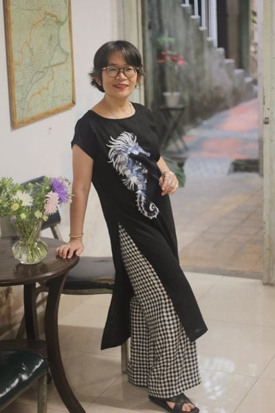  Quần linen caro ống suông lưng thun 