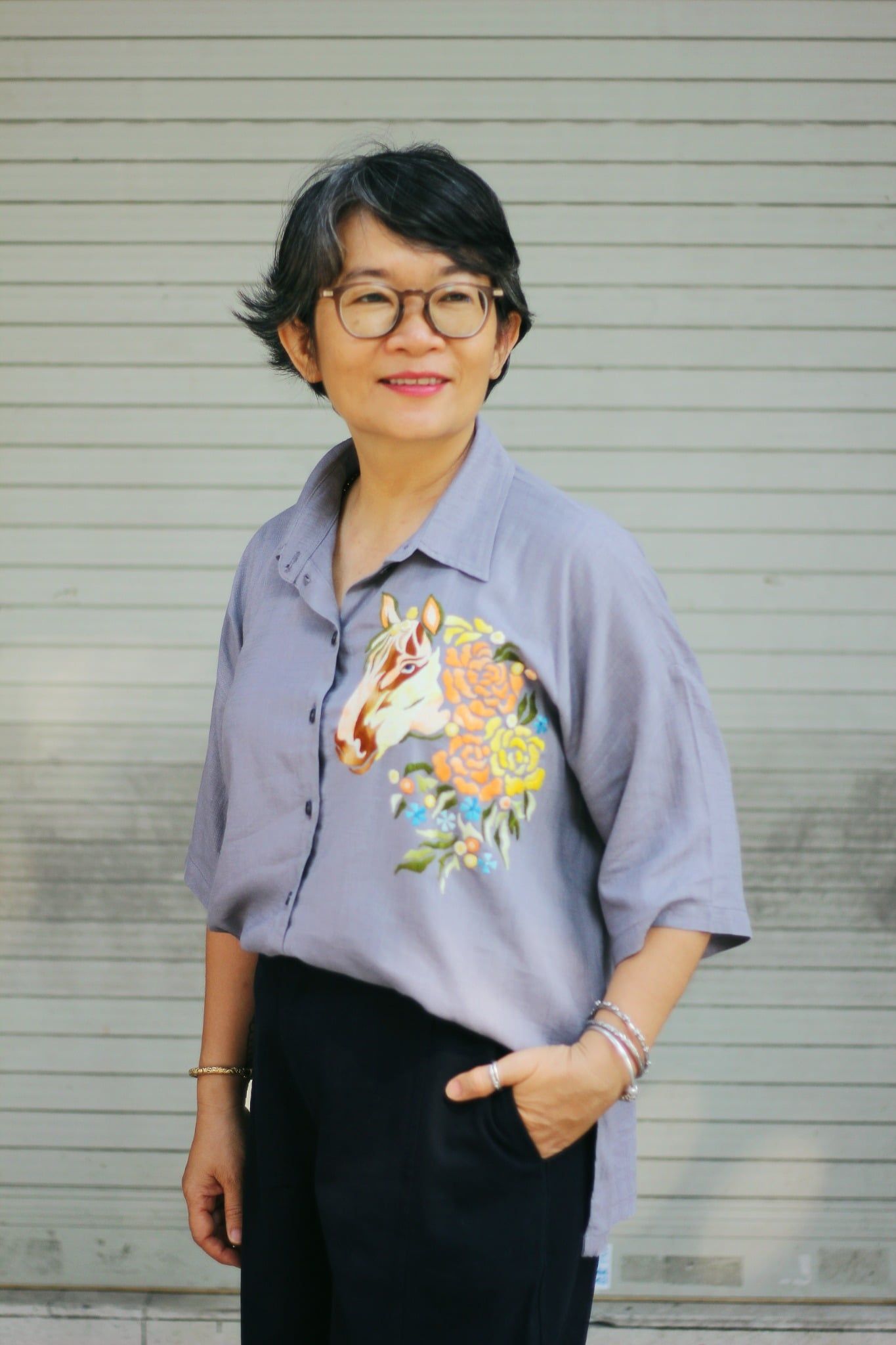  Áo chemise tay vuông xám thêu tay Tiểu Mã 