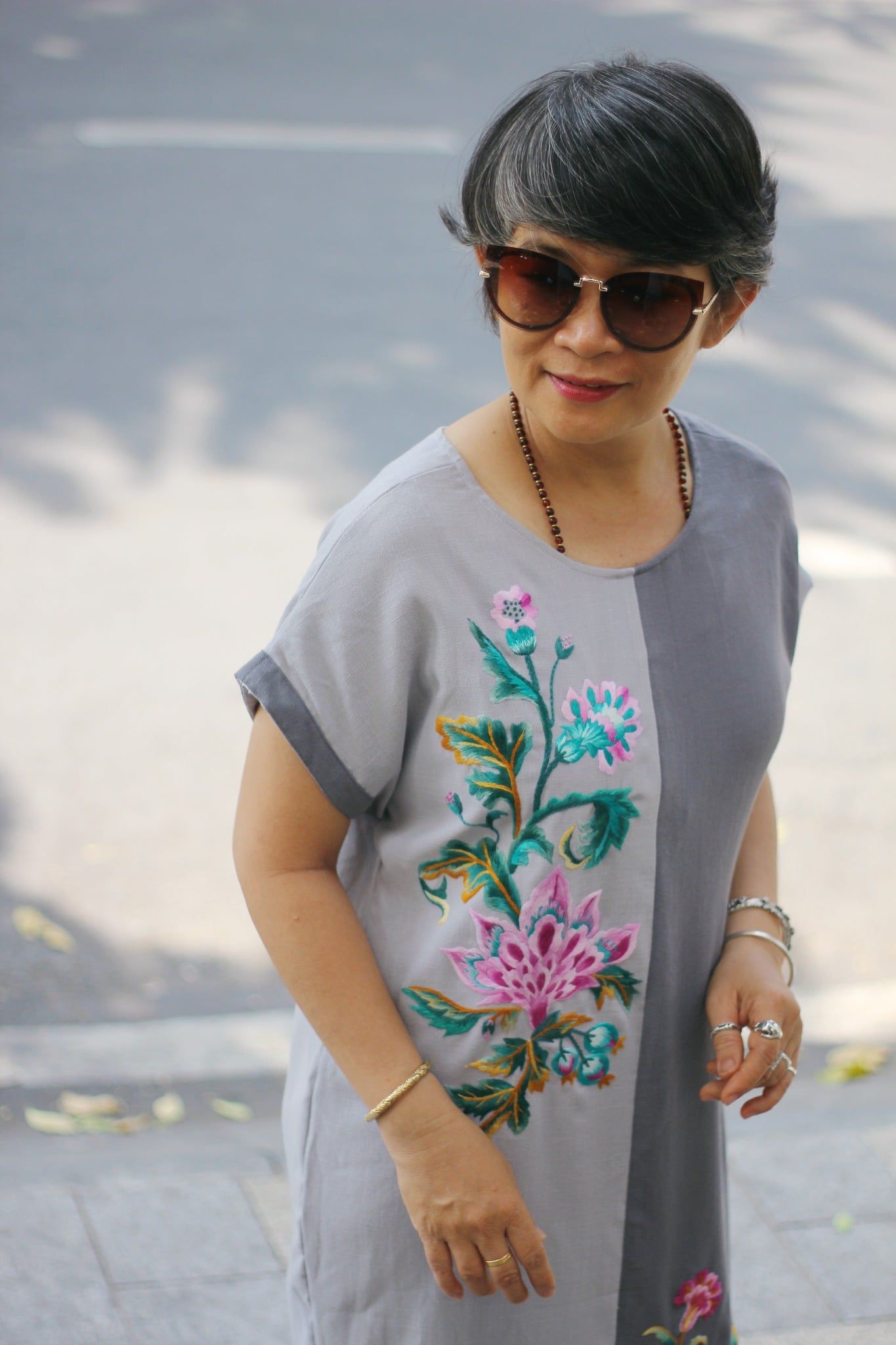  Đầm Tahera Xám Xám thêu tay Heart Jacobean 