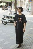  Đầm suông linen thêu tay Mộc Lan 