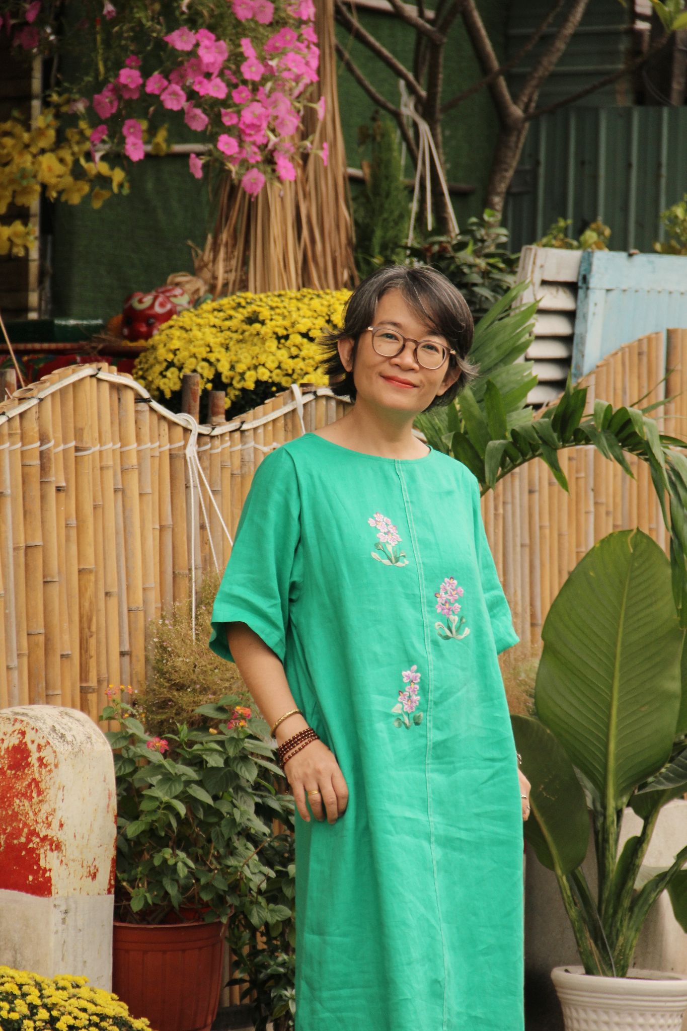  Đầm linen thêu tay Lục Bình - Xanh Lý suông 
