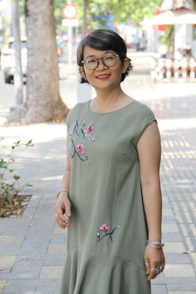  Đầm Oreno rêu thêu tay Mộc Lan 