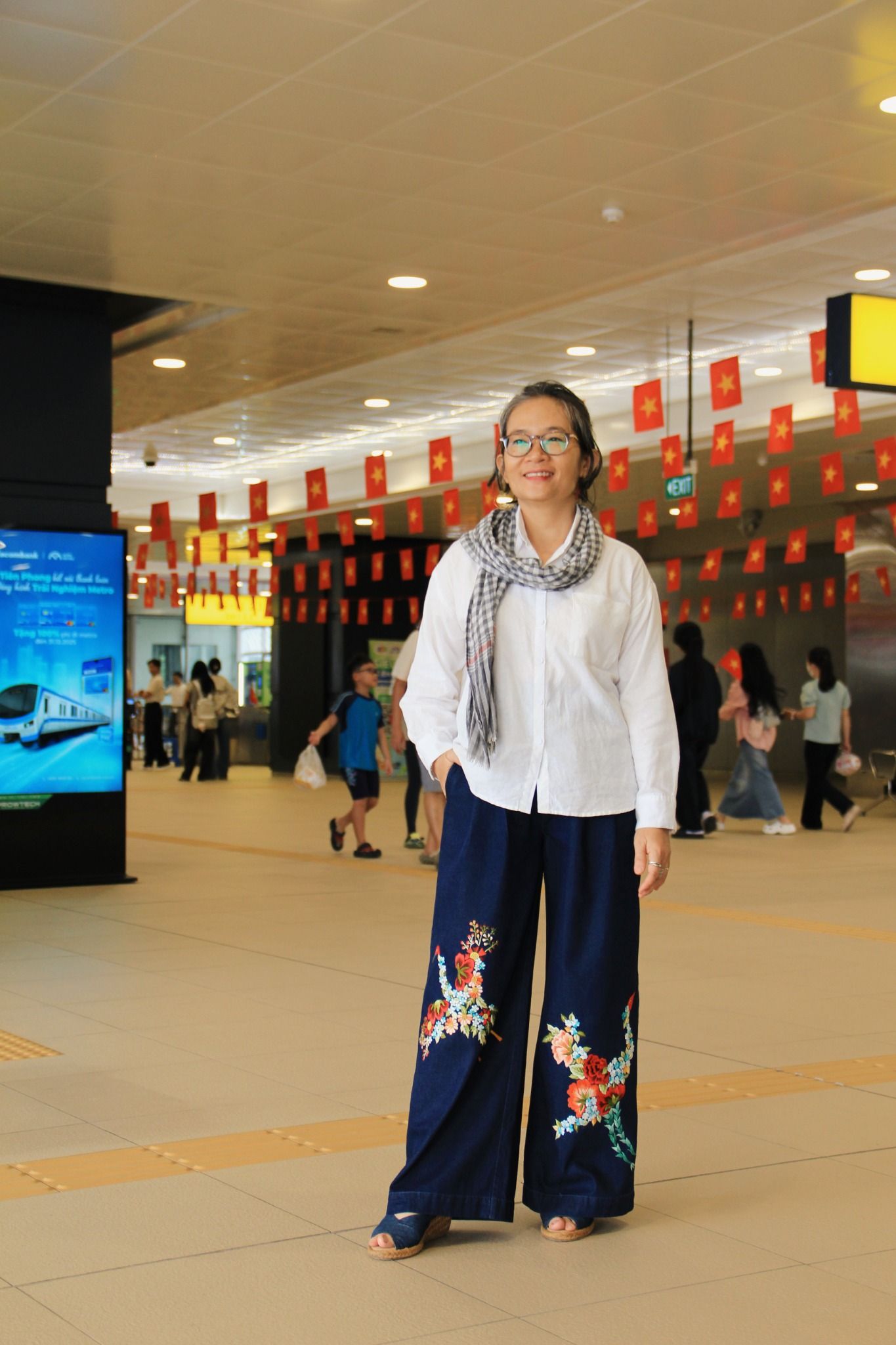  Quần Jeans thêu tay Hạc Bách Hoa 