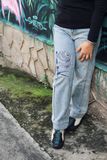 Quần jeans thêu tay Ốc Sên Mono 