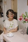 Đầm linen Tahera thêu tay Bạch Thiên Hương 