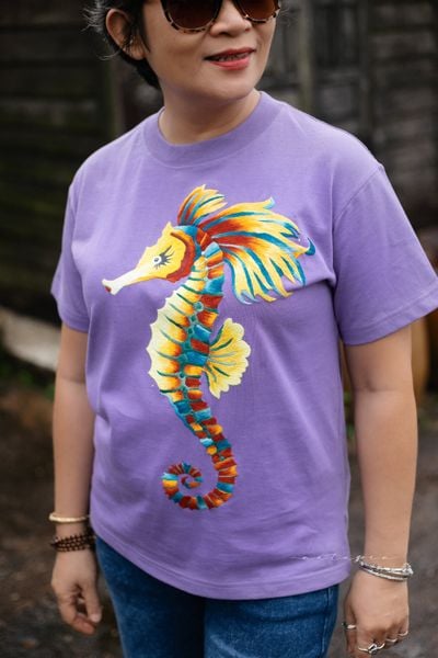  Áo thun thêu tay Hải Hậu - BabyTee Tím cà 