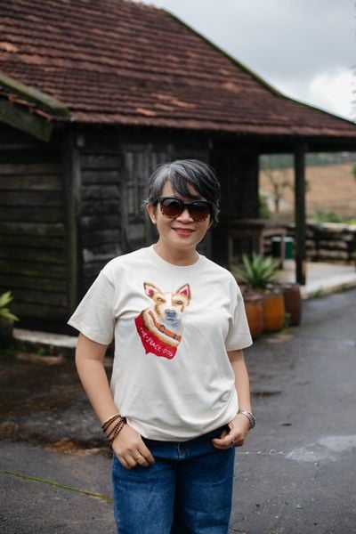  Áo thun thêu tay Chó Aloka - Baby Tee Kem 