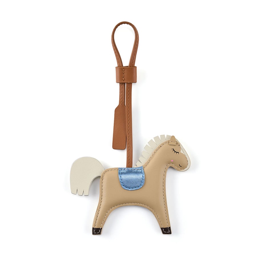  Charm hình ngựa bằng da 