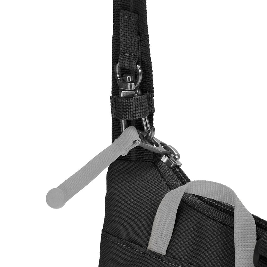  Túi đeo chéo Pacsafe® GO Tech Crossbody 