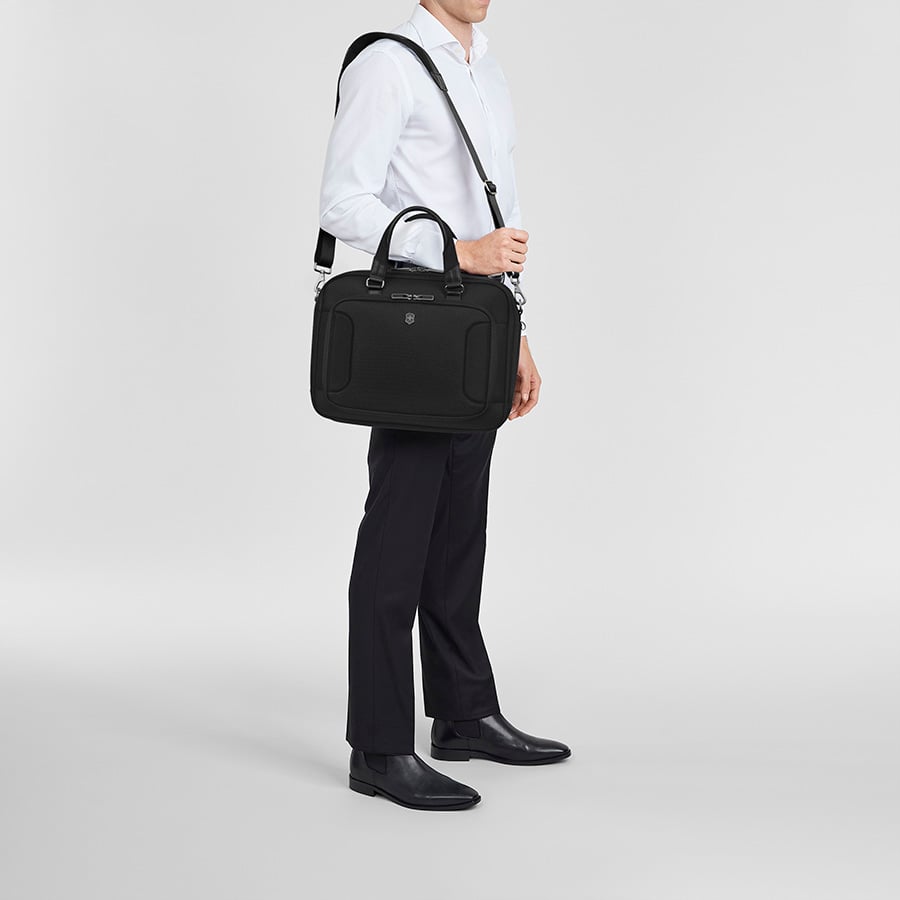  Cặp xách Werks Traveler 7.0 Compact 