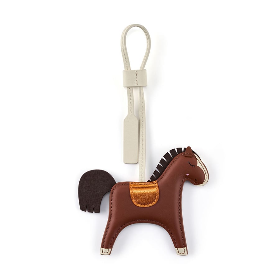  Charm hình ngựa bằng da 