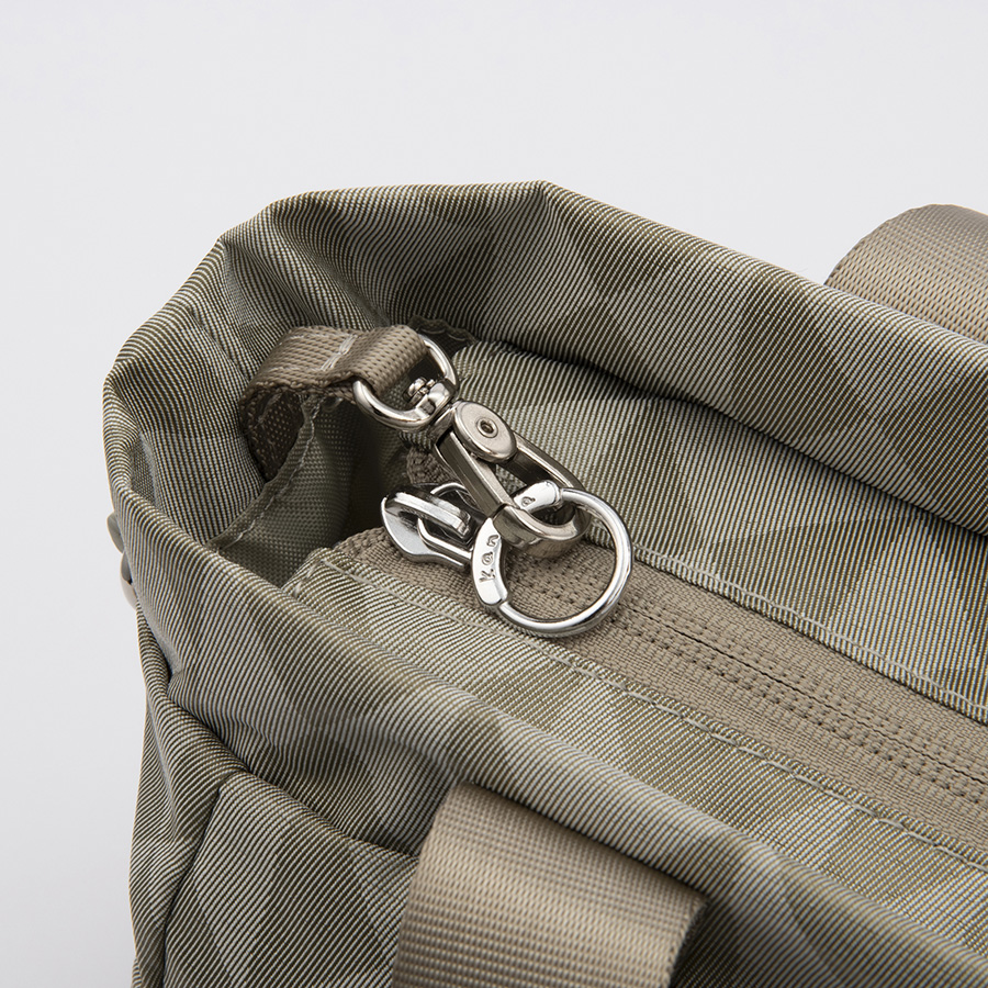  Túi đeo vai 2way Monogram 3rd LTD 5L 