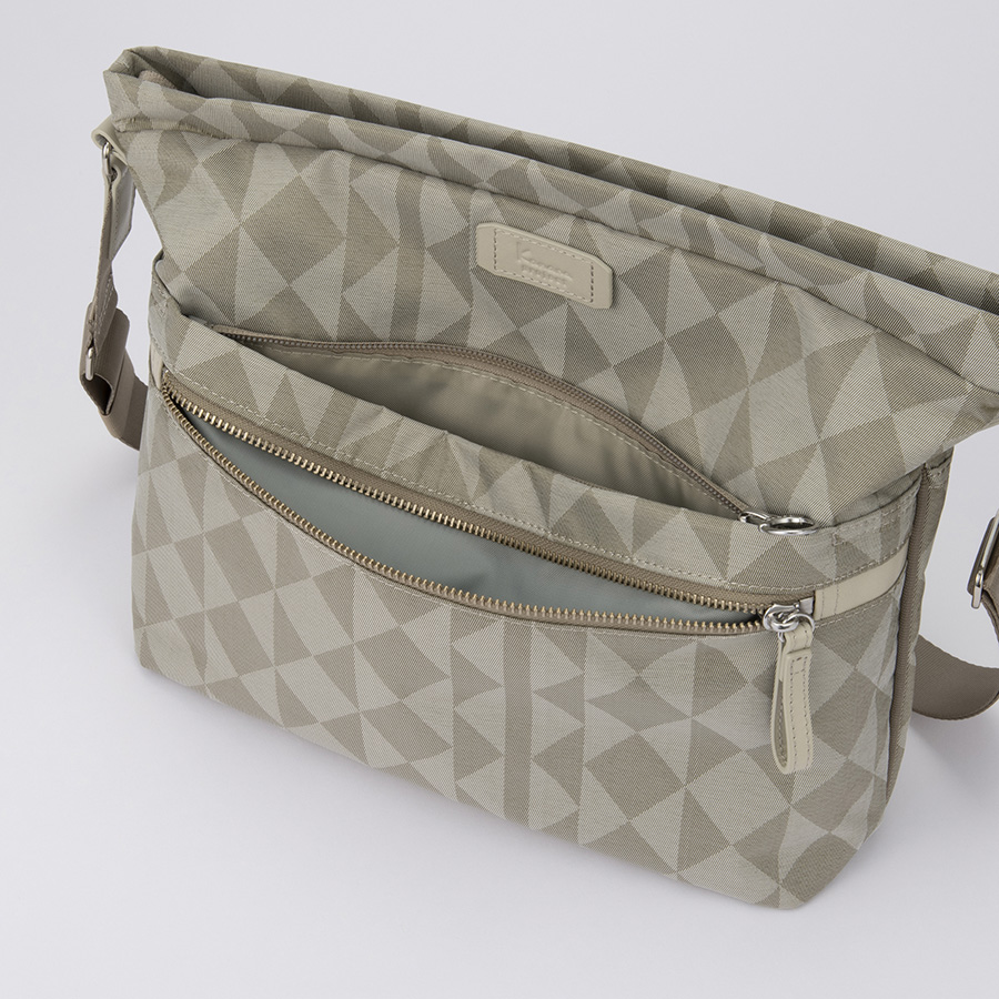  Túi đeo vai Monogram 3rd LTD 6L 