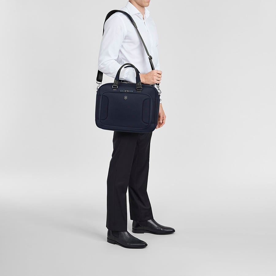  Cặp xách Werks Traveler 7.0 Compact 