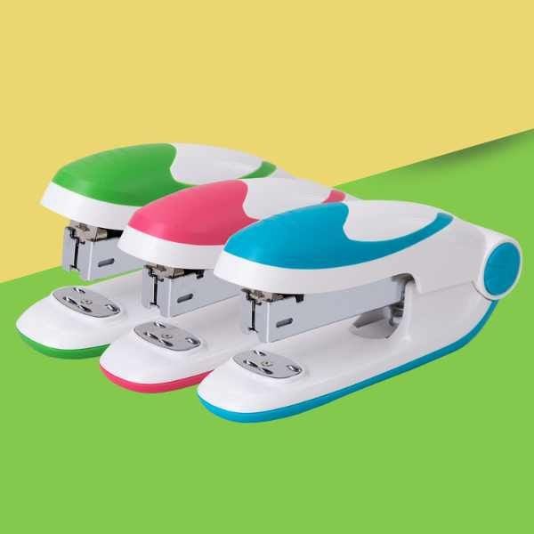  Dập Ghim - Deli - E0319 - Màu Ngẫu Nhiên 