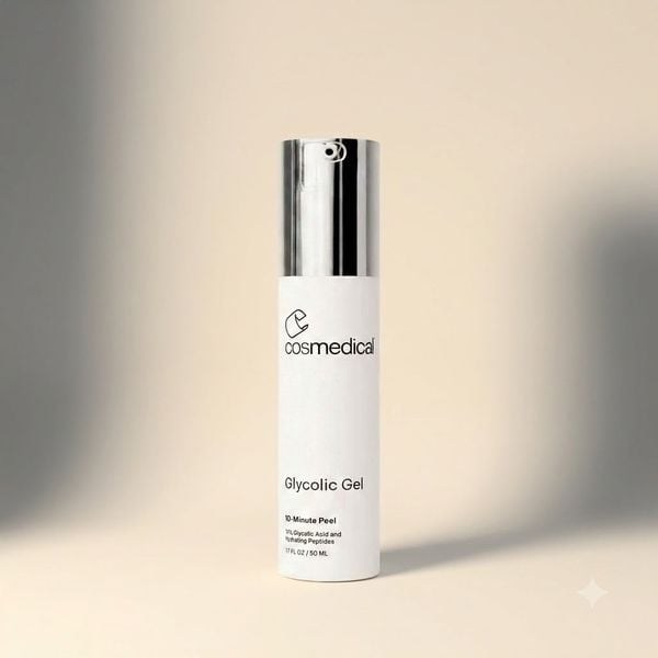 Chai gel tẩy tế bào chết mờ thâm mụn Cosmedical Glycolic Gel 50ml.