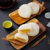 Bánh dẻo nhân sen nhuyễn hạt dưa