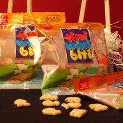 Bánh quy mini giòn ăn sáng cho bé, tín đồ ăn vặt, bữa xế Tini Wini Biti Vị dâu nhập khẩu indonesia