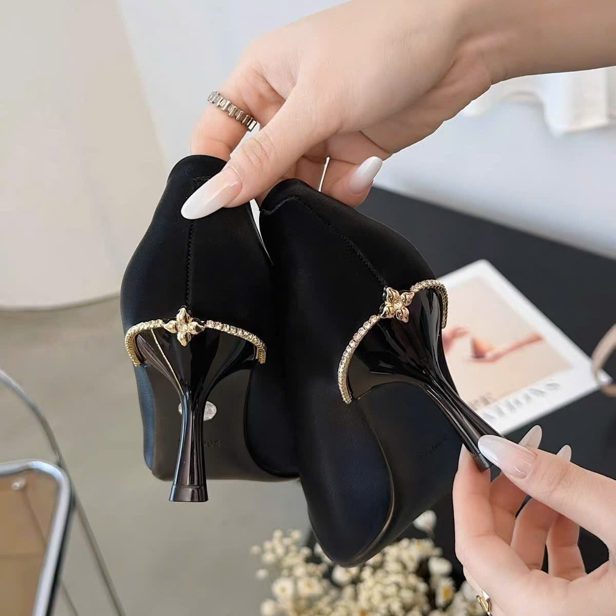  Giày Cao Gót 6 Phân Gót Đính Đá Cao Cấp 2665-2 