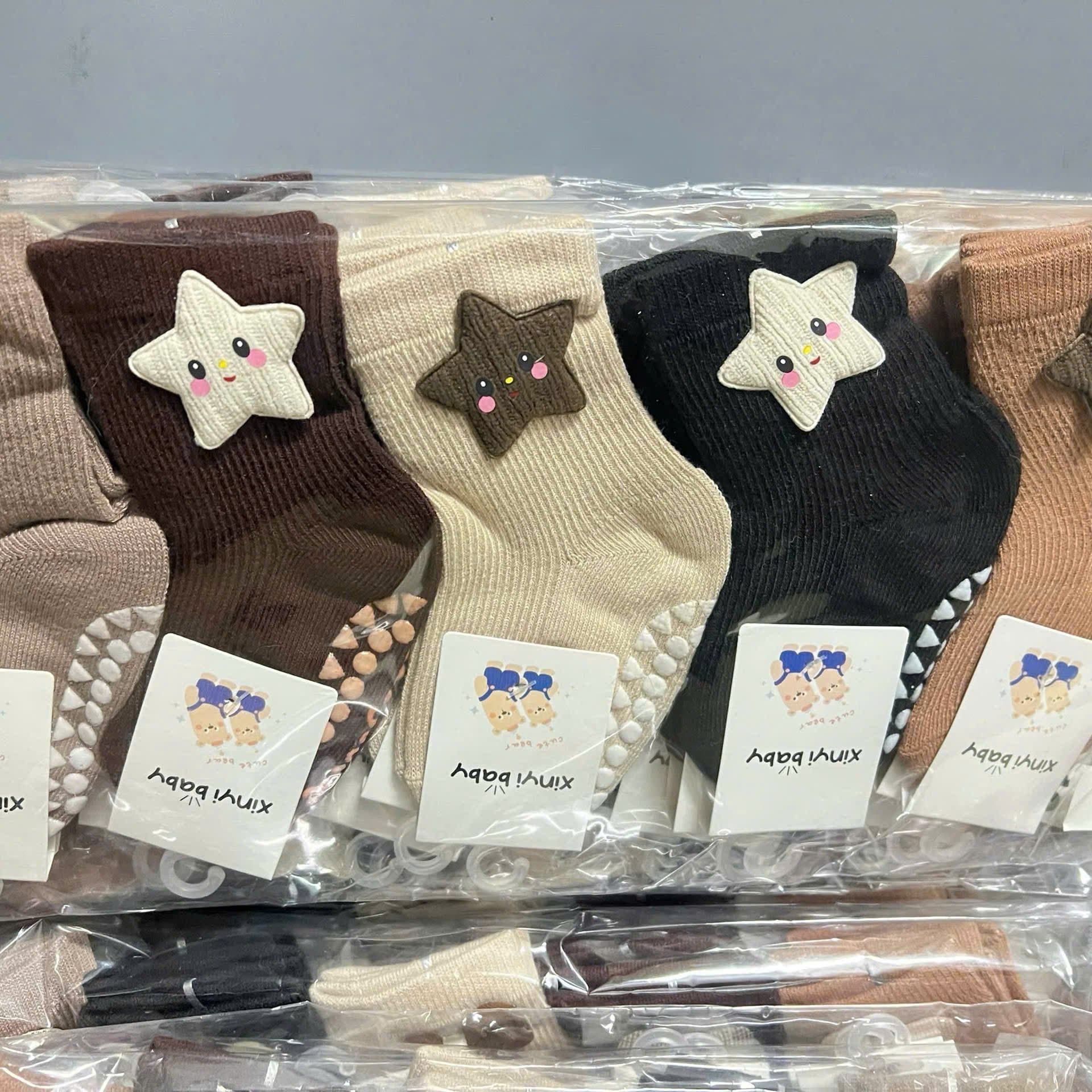  Tất Vớ Trẻ Em 3D Chống Trượt Họa Tiết Thêu 0-2 Tuổi 