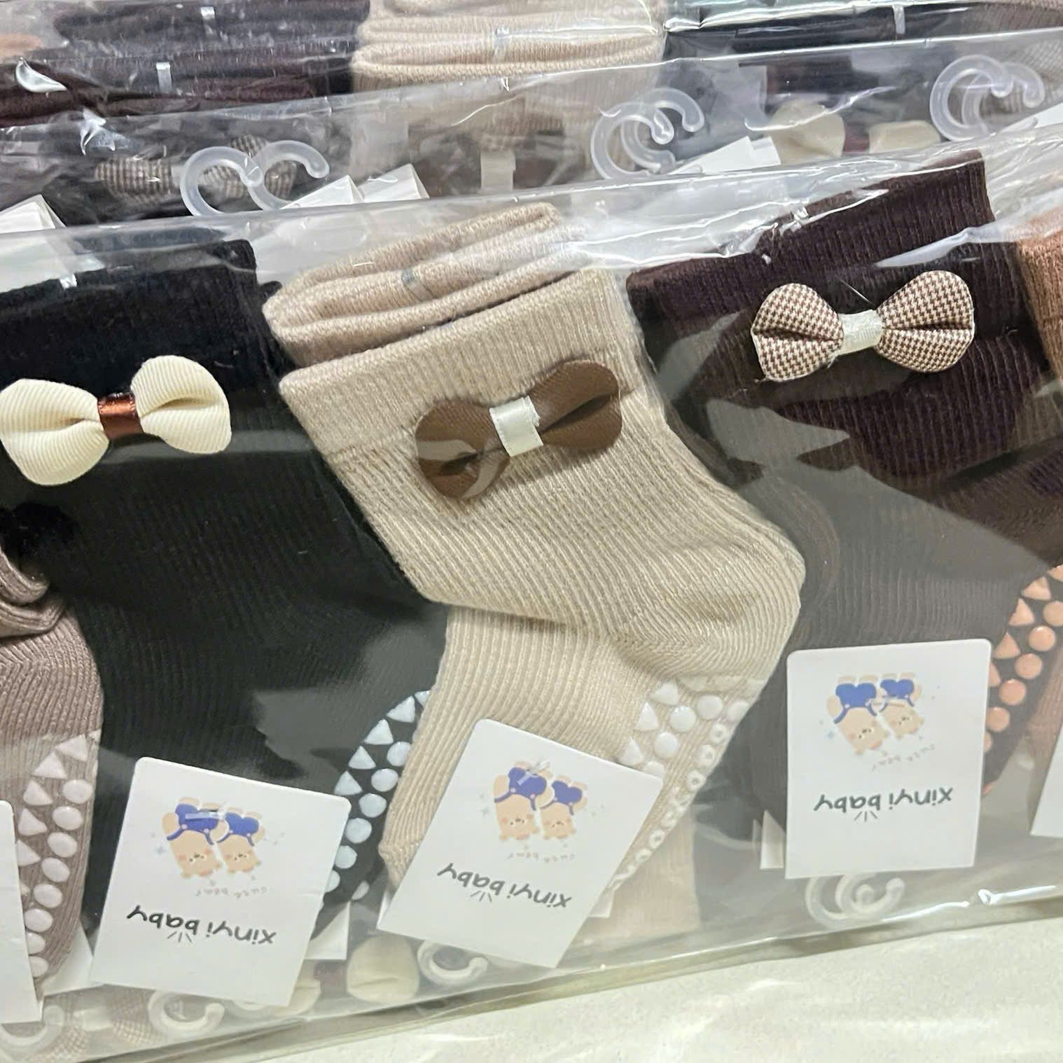  Tất Vớ Trẻ Em 3D Chống Trượt Họa Tiết Thêu 0-2 Tuổi 