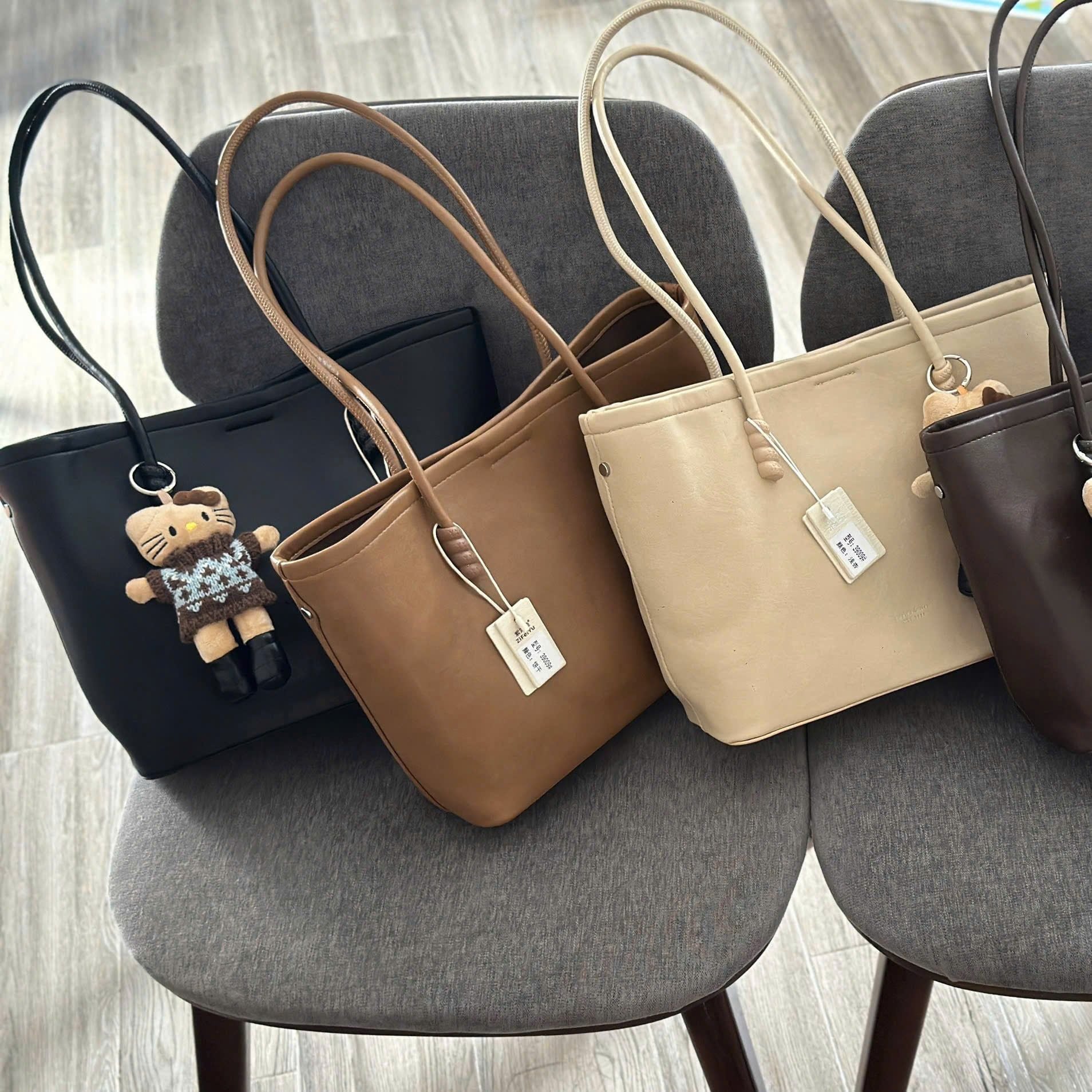  Túi xách thời trang cao cấp 39009 (Tặng Kèm Charm) 