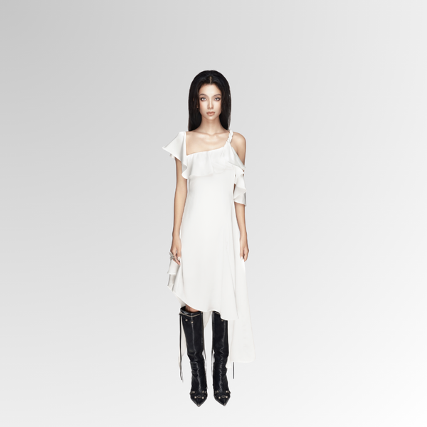 Đầm REBELLIOUS ROMANCE – Sự kết hợp đầy cuốn hút giữa mạnh mẽ và thanh thoát