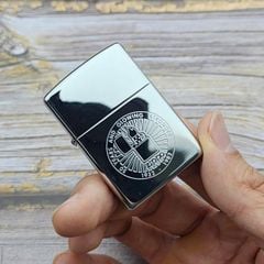 Zippo la mã VIII năm 1992 chủ đề  kỷ niệm 50 năm thành lập công ty 1932-1982 zippo 50th anniversary