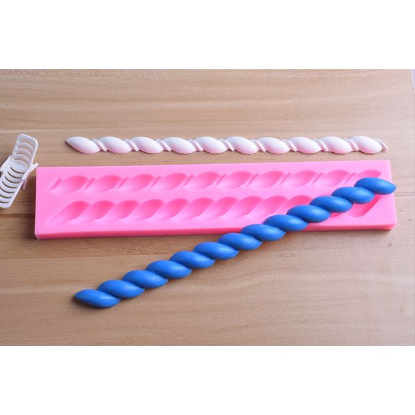 Khuôn silicon dây viền thừng đôi dài 21,5cm ( TC230 )