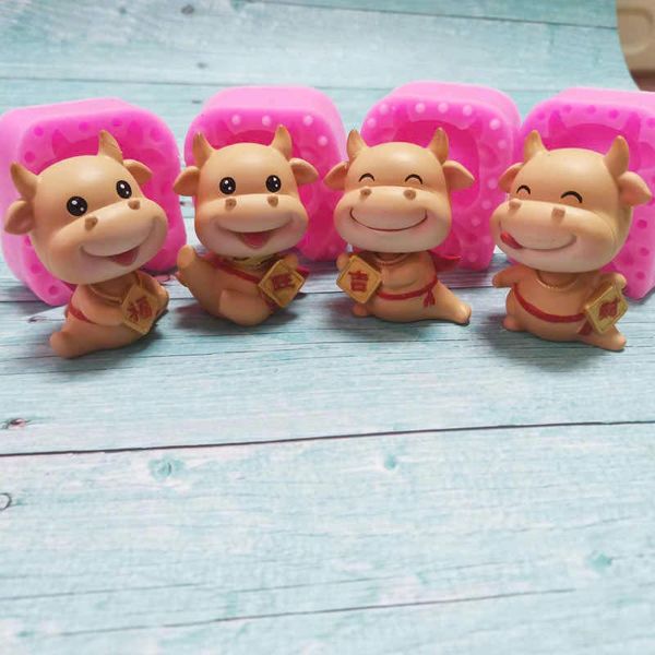 Khuôn silicon làm rau câu con trâu chữ Tài 6,2cm ( SM1449 )