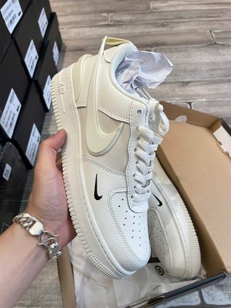  Giày SC Nike Logo To 26 