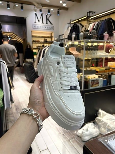  Giày QC 7818 Trơn 26 