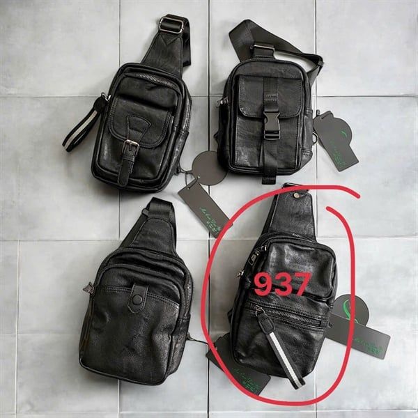  Túi Đeo Chéo Da QC 937 