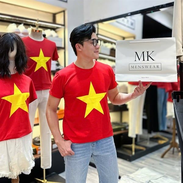  ANT Cờ Đỏ Sao Vàng 